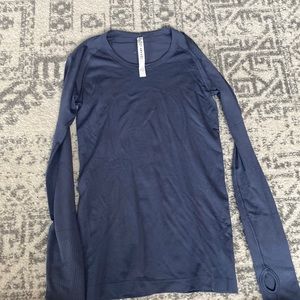 swiftly long sleeve barely worn